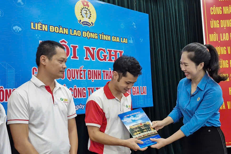Công đoàn phường Thống Nhất: Đến với người lao động từ những việc làm thiết thực