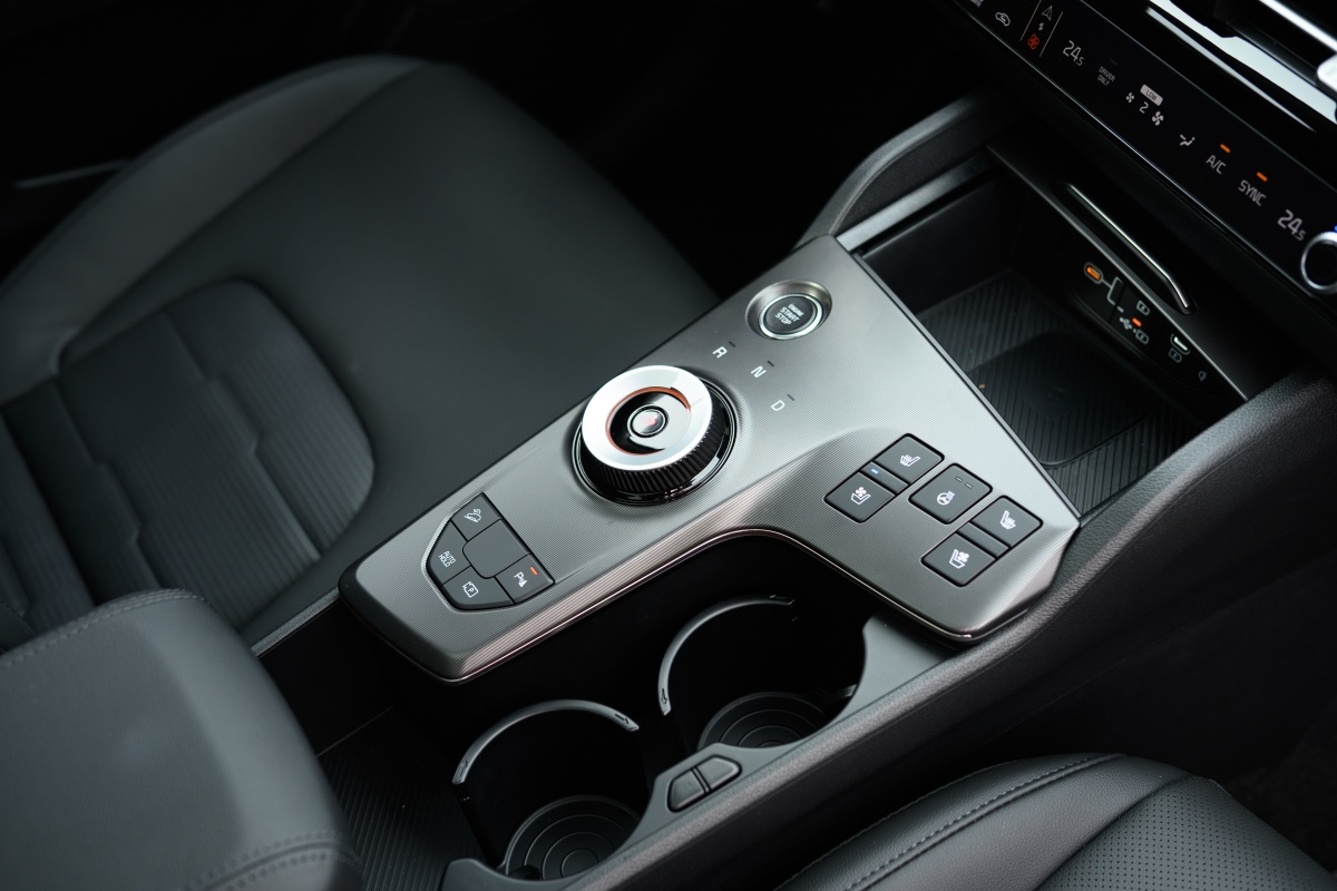 New Sportage được trang bị nhiều tiện nghi công nghệ hiện đại. Ảnh: Kia Việt Nam New Sportage được trang bị nhiều tiện nghi công nghệ hiện đại. Ảnh: Kia Việt Nam