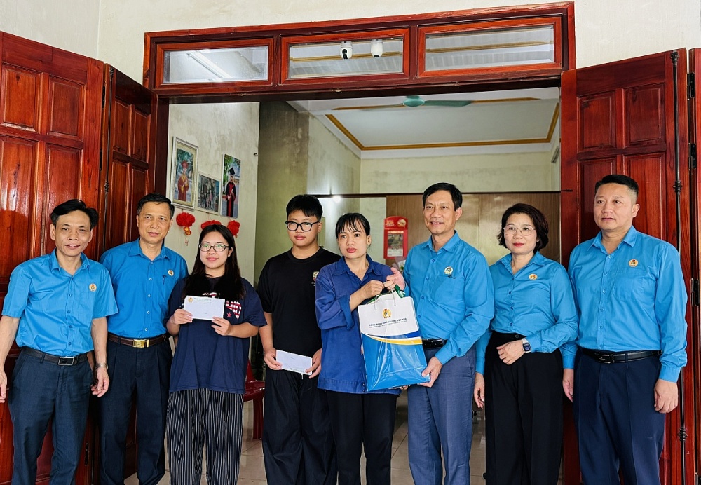 Tăng lương tối thiểu vùng năm 2027 mức 7,8%: Hài hòa lợi ích để tạo động lực phát triển bền vững