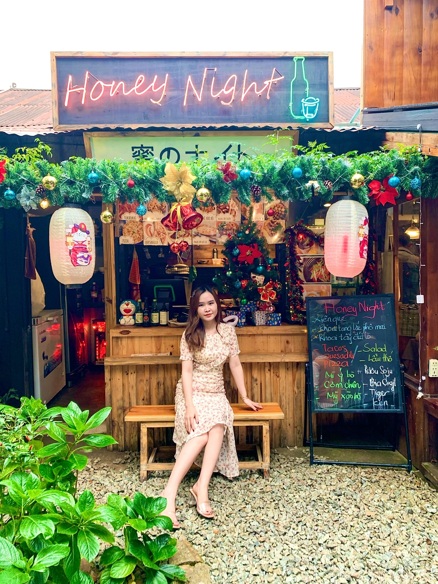 "Trai xinh, gái đẹp" và thông điệp đồng lòng vượt qua đại dịch