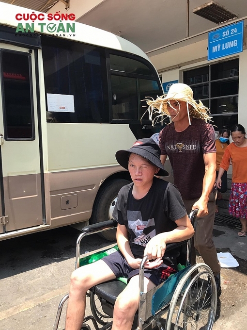 nguoi lao dong sung mi tha da duoc tro ve que huong ha giang