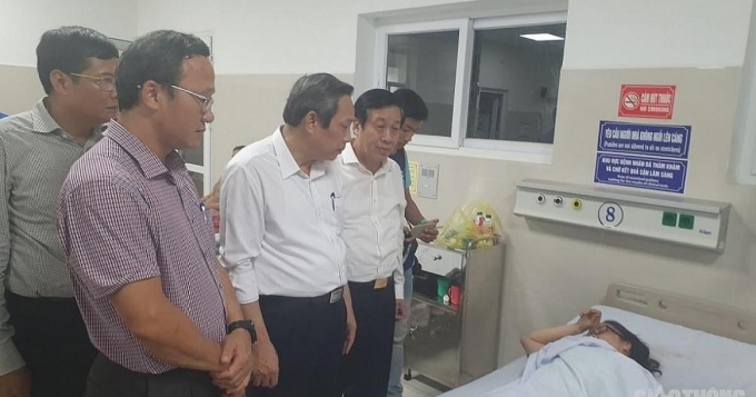 Tai nạn thảm khốc tại Quảng Bình: Tài xế lái xe 47 chỗ chỉ có bằng lái B2? tai nan tham khoc tai quang binh tai xe lai xe 47 cho chi co bang lai b2