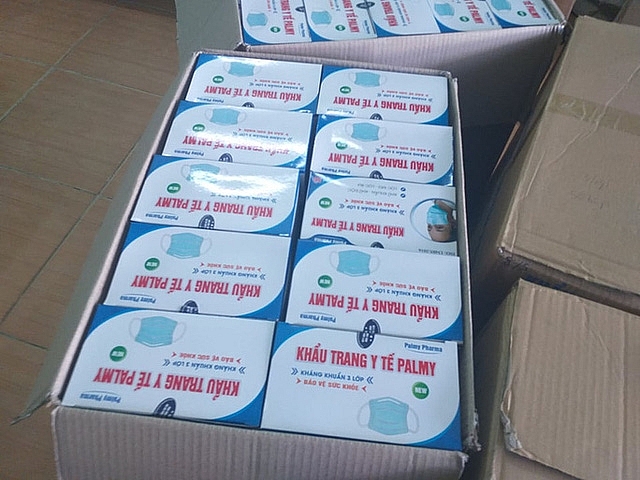 Đà Nẵng phát hiện 21.000 chiếc khẩu trang không rõ nguồn gốc xuất xứ da nang phat hien 21000 chiec khau trang khong ro nguon goc xuat xu