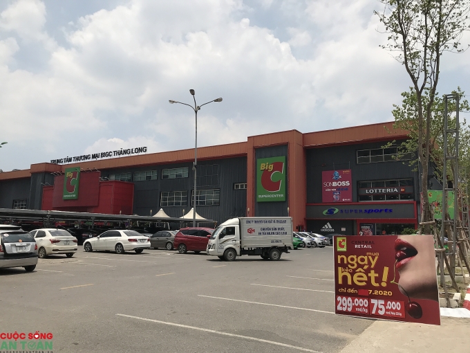 Hà Nội: Người dân không còn đổ xô đi mua lương thực, thực phẩm tích trữ thời Covid-19 ha noi nguoi dan khong con do xo di mua luong thuc thuc pham tich tru thoi covid 19