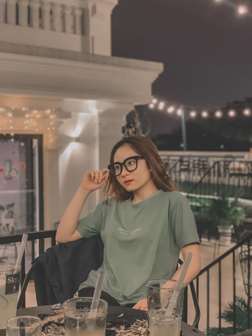 Những gương mặt 