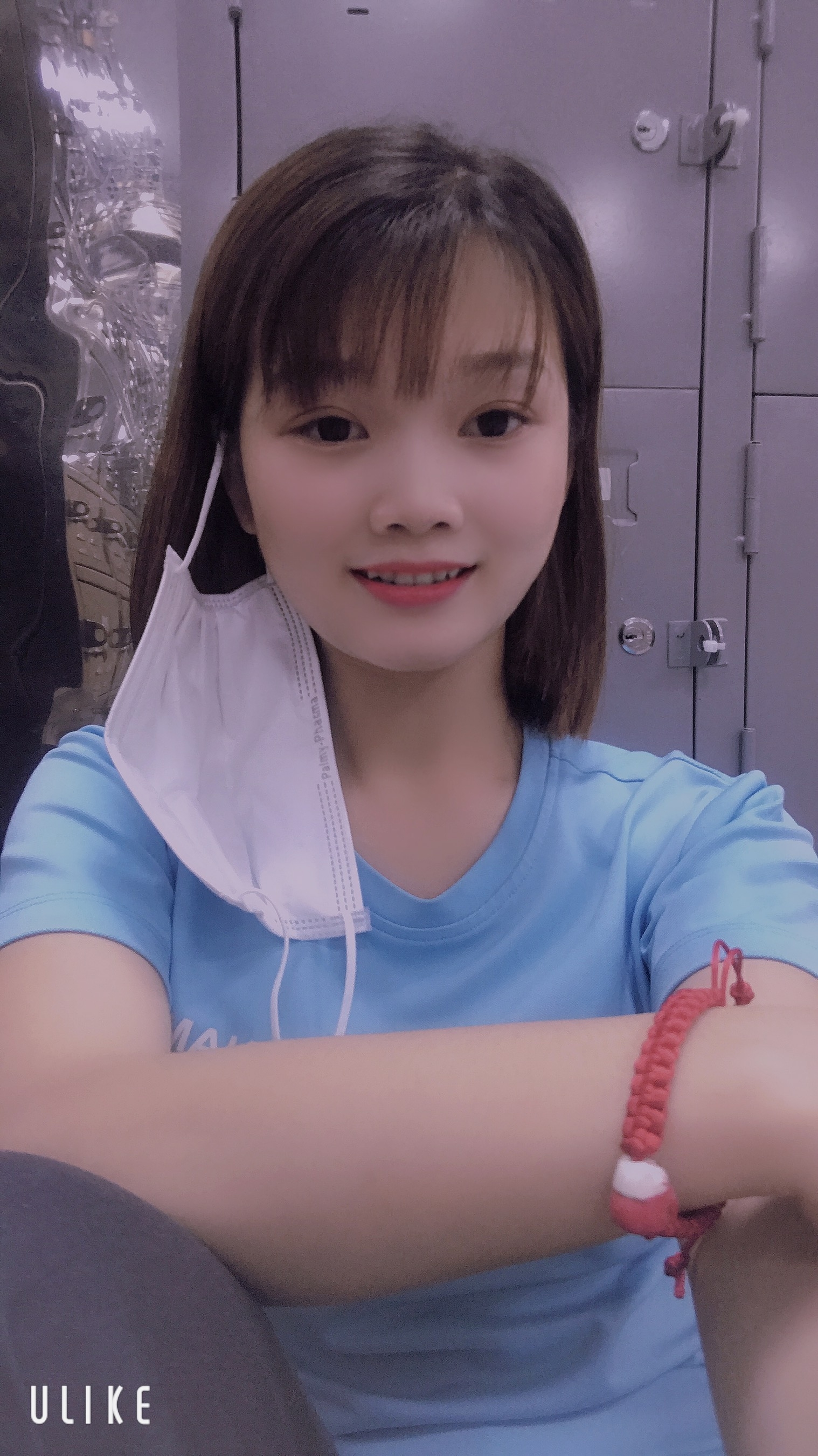 Những gương mặt 