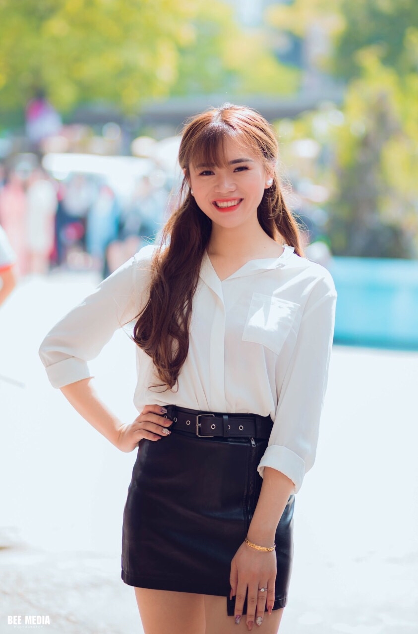 Năng động, trẻ trung 