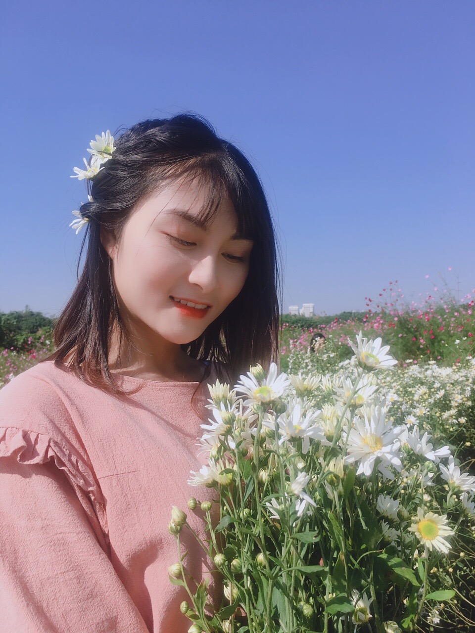 Vẻ đẹp dịu dàng của những cô gái 