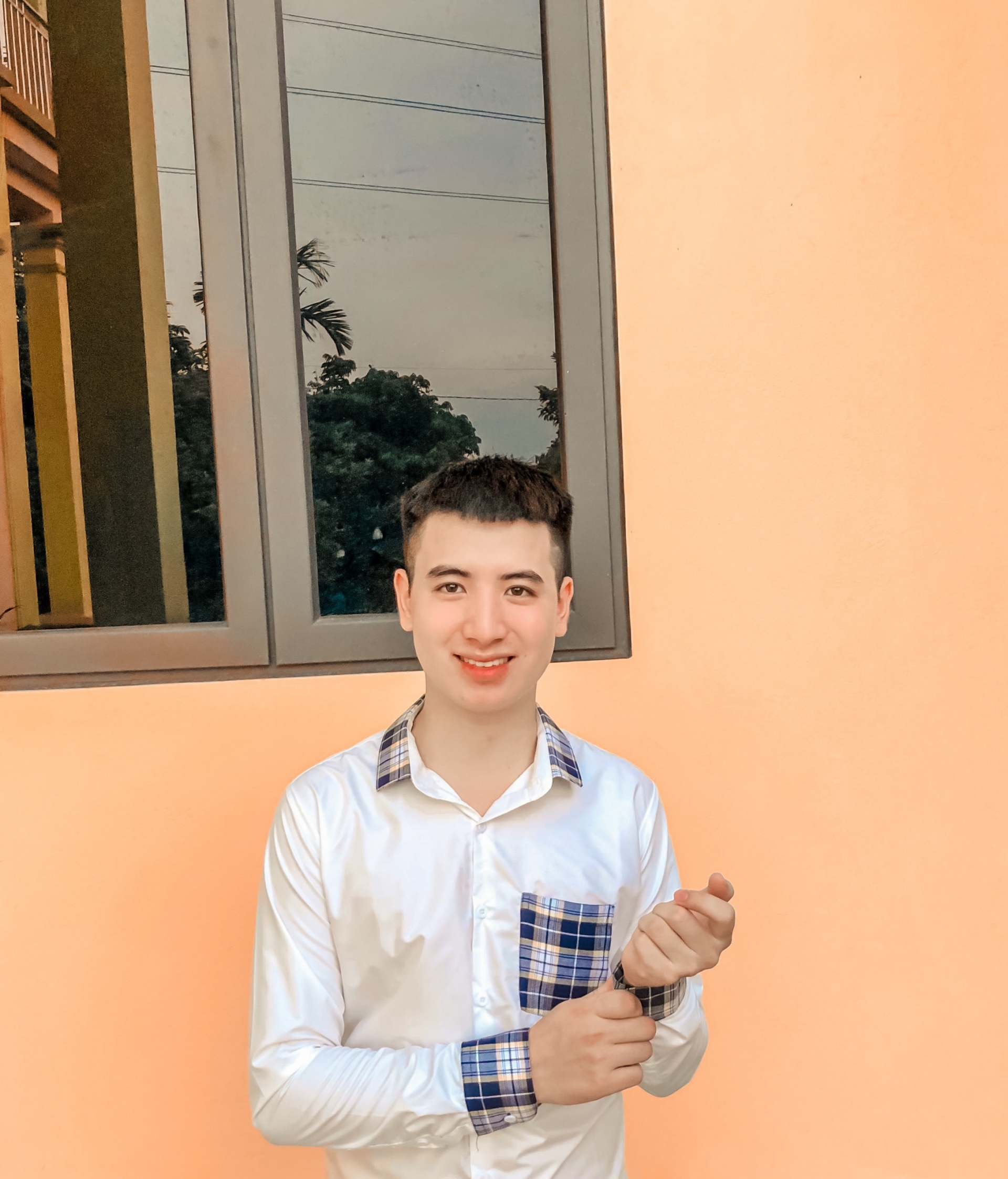 Ngắm vẻ đẹp trẻ trung, cá tính của gái trai khu công nghiệp