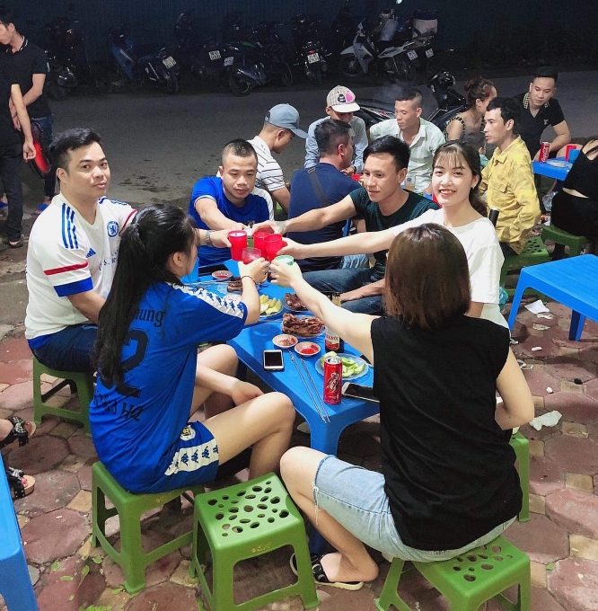 3 chàng công nhân trẻ khởi nghiệp: Từ khát khao kết nối mọi người 3 chàng công nhân trẻ khởi nghiệp: Từ khát khao kết nối mọi người