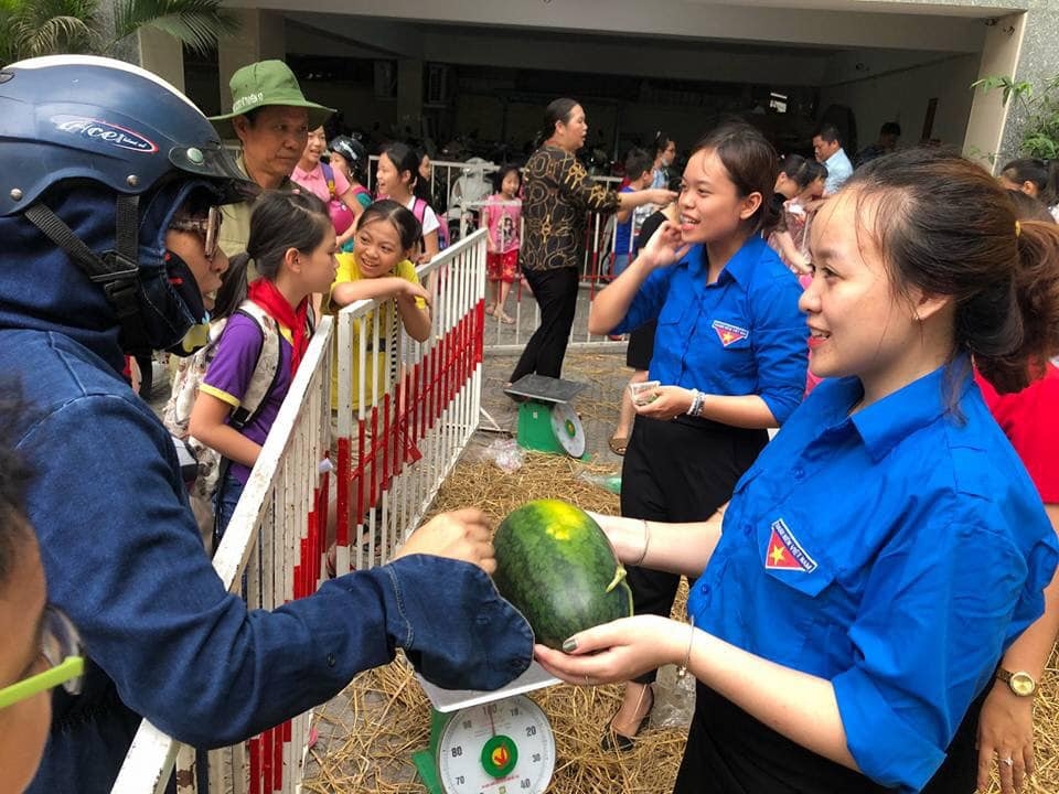 Cuộc thi ảnh "Nét đẹp Công đoàn cơ sở khép lại vòng loại với 2000 tác phẩm dự thi Cuộc thi ảnh "Nét đẹp Công đoàn cơ sở khép lại vòng loại với 2000 tác phẩm dự thi