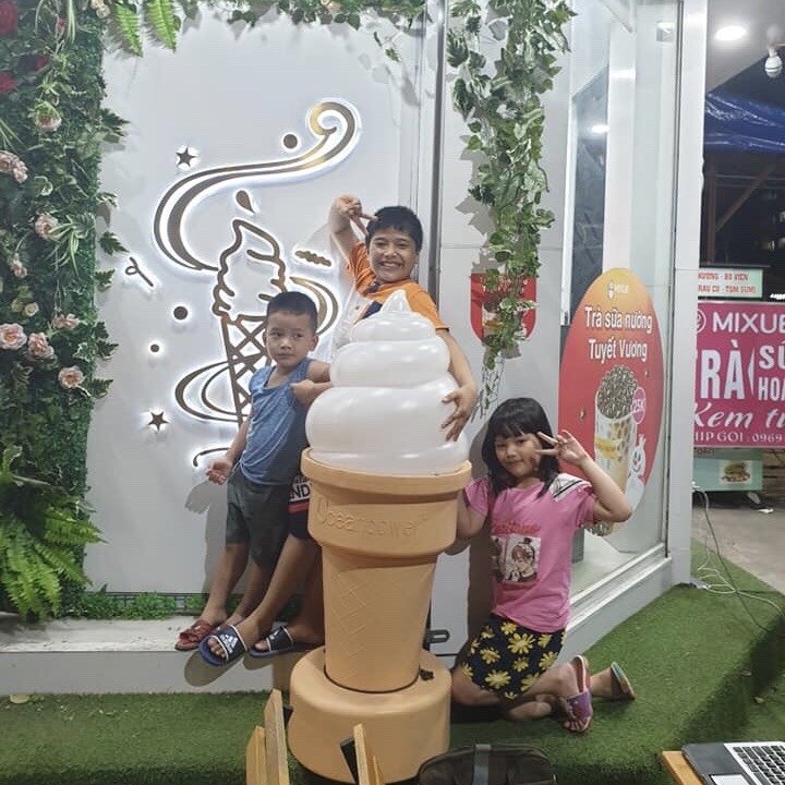 Cuối tuần công nhân đưa con đi đâu chơi? Cuối tuần công nhân đưa con đi đâu chơi?