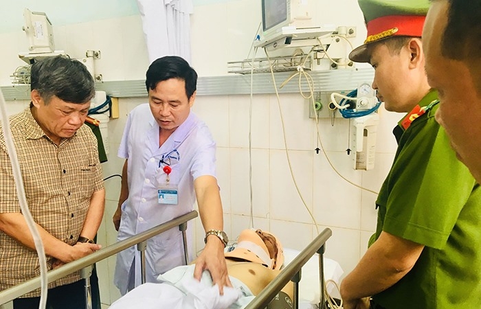 Vụ CSGT bị t&ocirc;ng trọng thương ở Hải Ph&ograve;ng: Cần xử nghi&ecirc;m &quot;qu&aacute;i xế&quot;