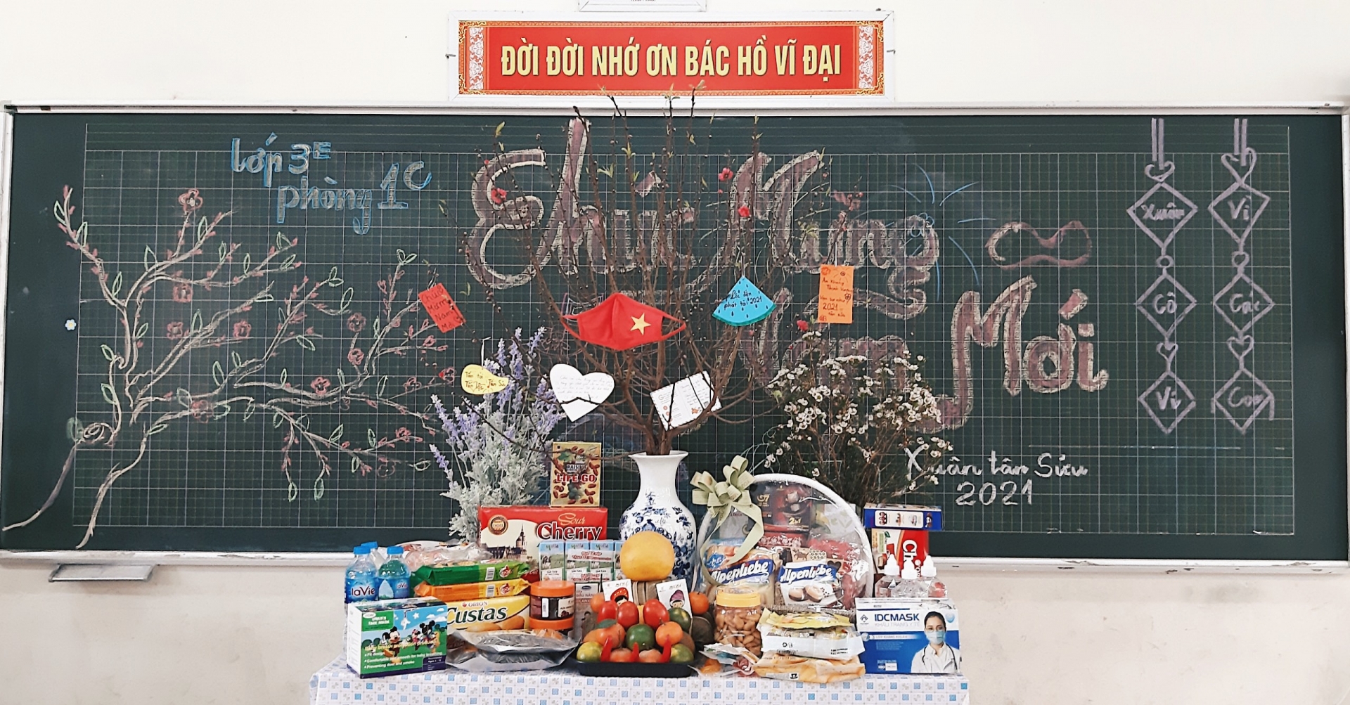 Trường Tiểu học Xuân Phương: Tụi trẻ con sẽ có Tết!