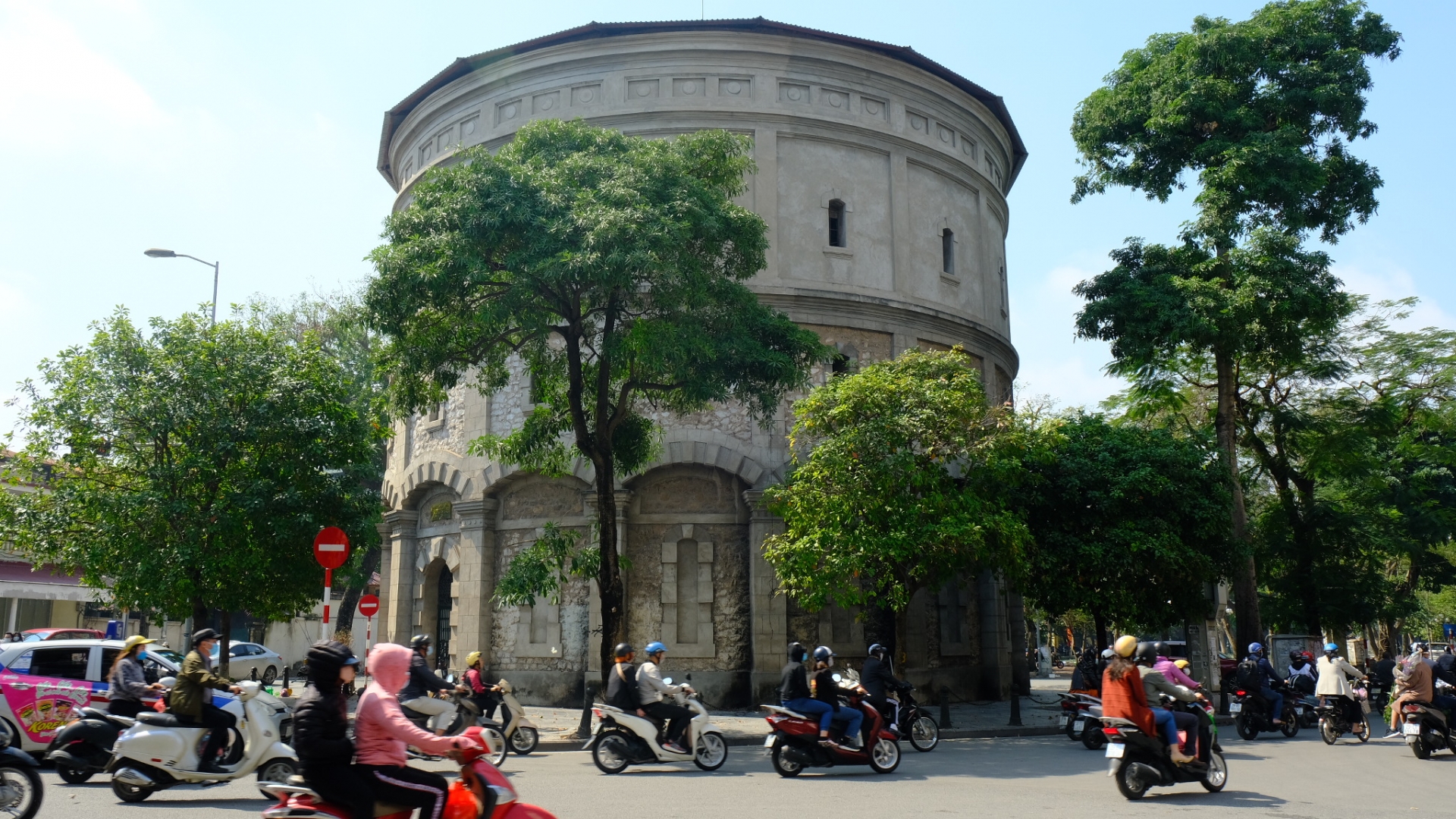 Hà Nội ngày 30 Tết: liệu phố phường còn vắng vẻ bình yên Hà Nội ngày 30 Tết: liệu phố phường còn vắng vẻ bình yên