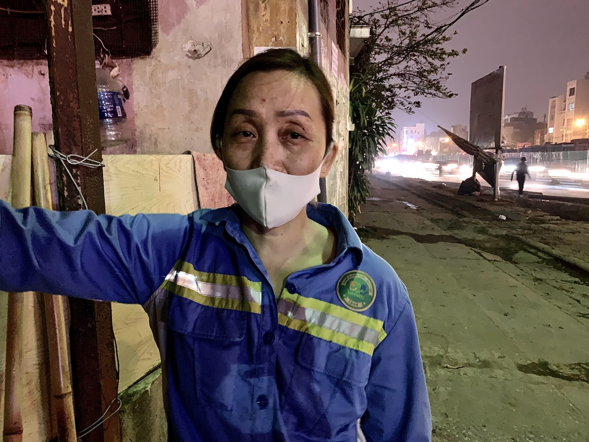 Nữ công nhân vệ sinh môi trường: sẵn sàng “nghênh đón” mùng 8-3 Nữ công nhân vệ sinh môi trường: sẵn sàng “nghênh đón” mùng 8-3