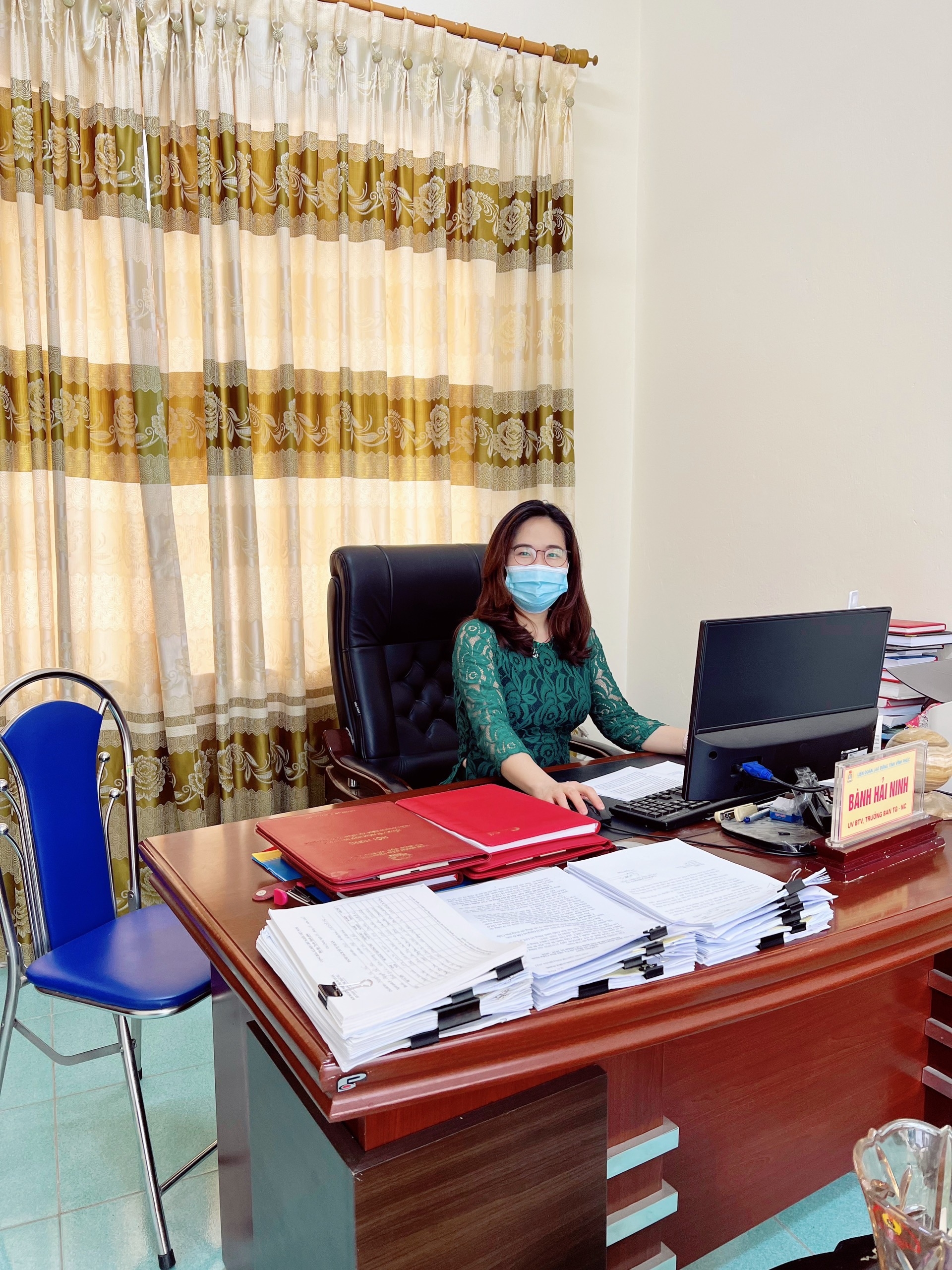 Nữ cán bộ, đoàn viên LĐLĐ tỉnh Vĩnh Phúc hưởng ứng Tuần lễ Áo dài năm 2022 Nữ cán bộ, đoàn viên LĐLĐ tỉnh Vĩnh Phúc hưởng ứng Tuần lễ Áo dài năm 2022