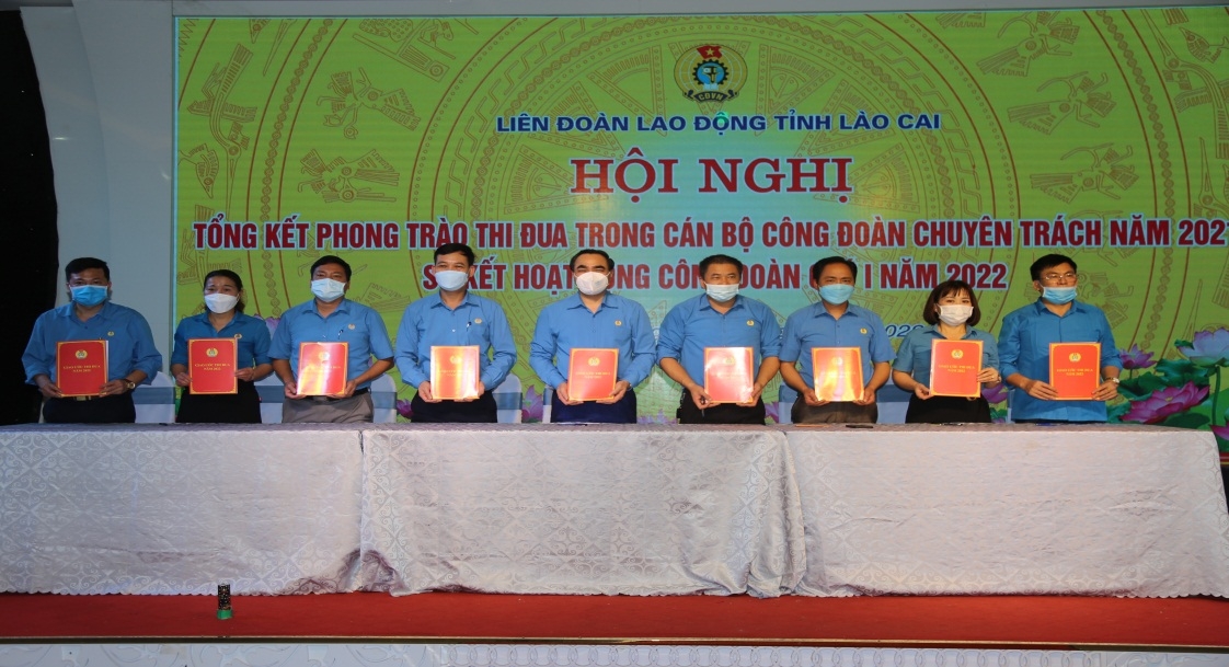 Công đoàn Lào Cai: Chăm lo, bảo vệ quyền và lợi ích hợp pháp, chính đáng cho CNVCLĐ