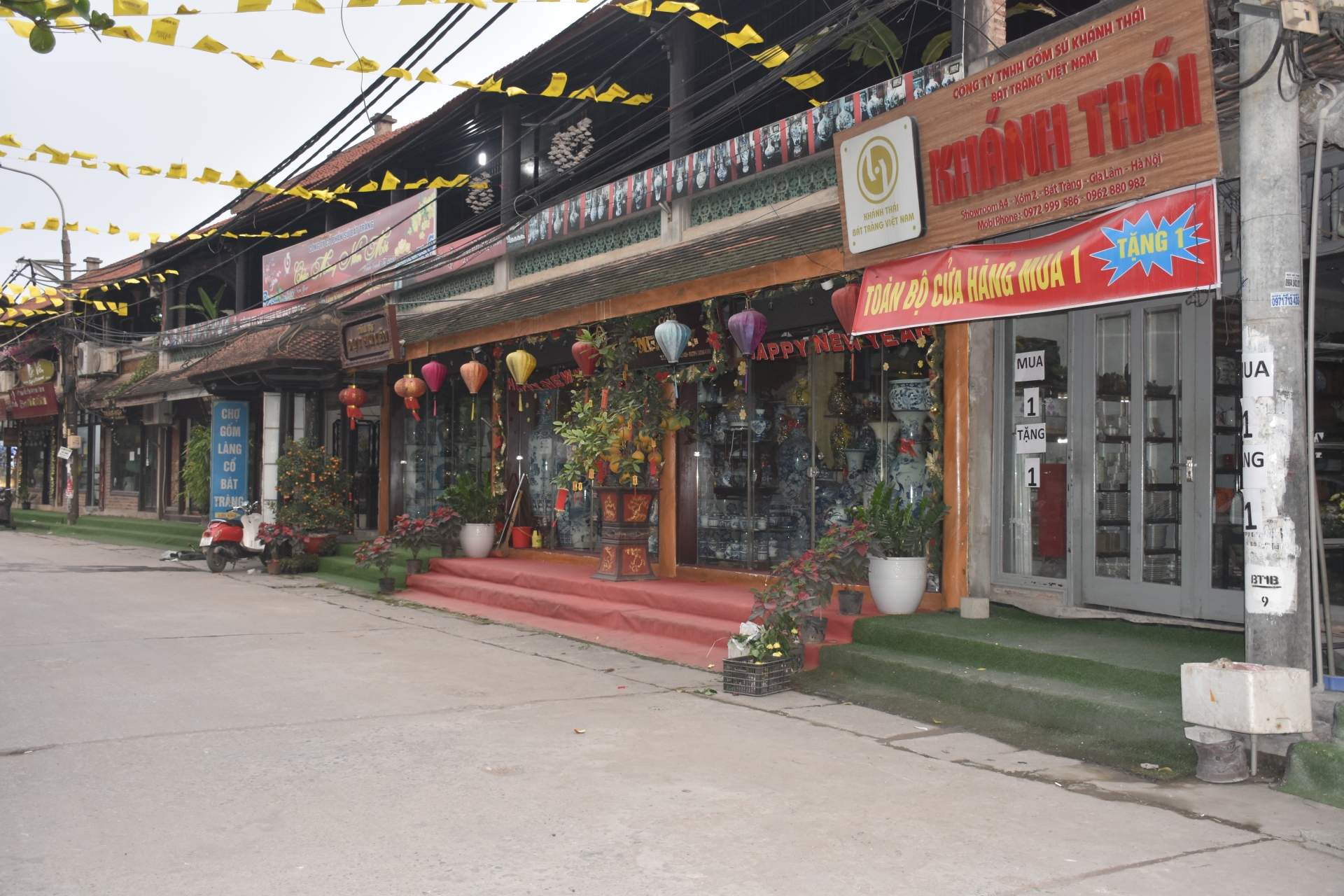 Đìu hiu quang cảnh làng gốm nổi danh khắp cả nước Đìu hiu quang cảnh làng gốm nổi danh khắp cả nước