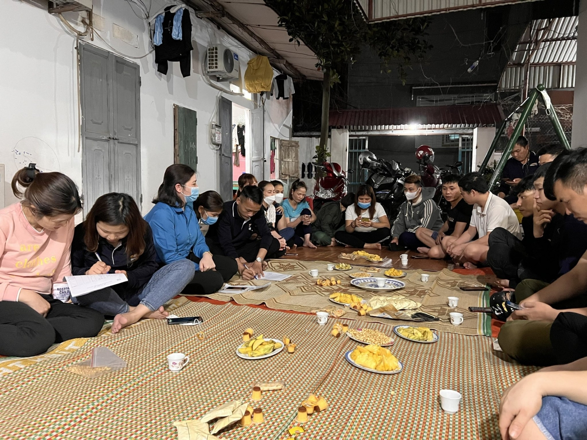 Công đoàn Vĩnh Phúc: Sinh hoạt nhóm công nhân nòng cốt khu nhà trọ Công đoàn Vĩnh Phúc: Sinh hoạt nhóm công nhân nòng cốt khu nhà trọ