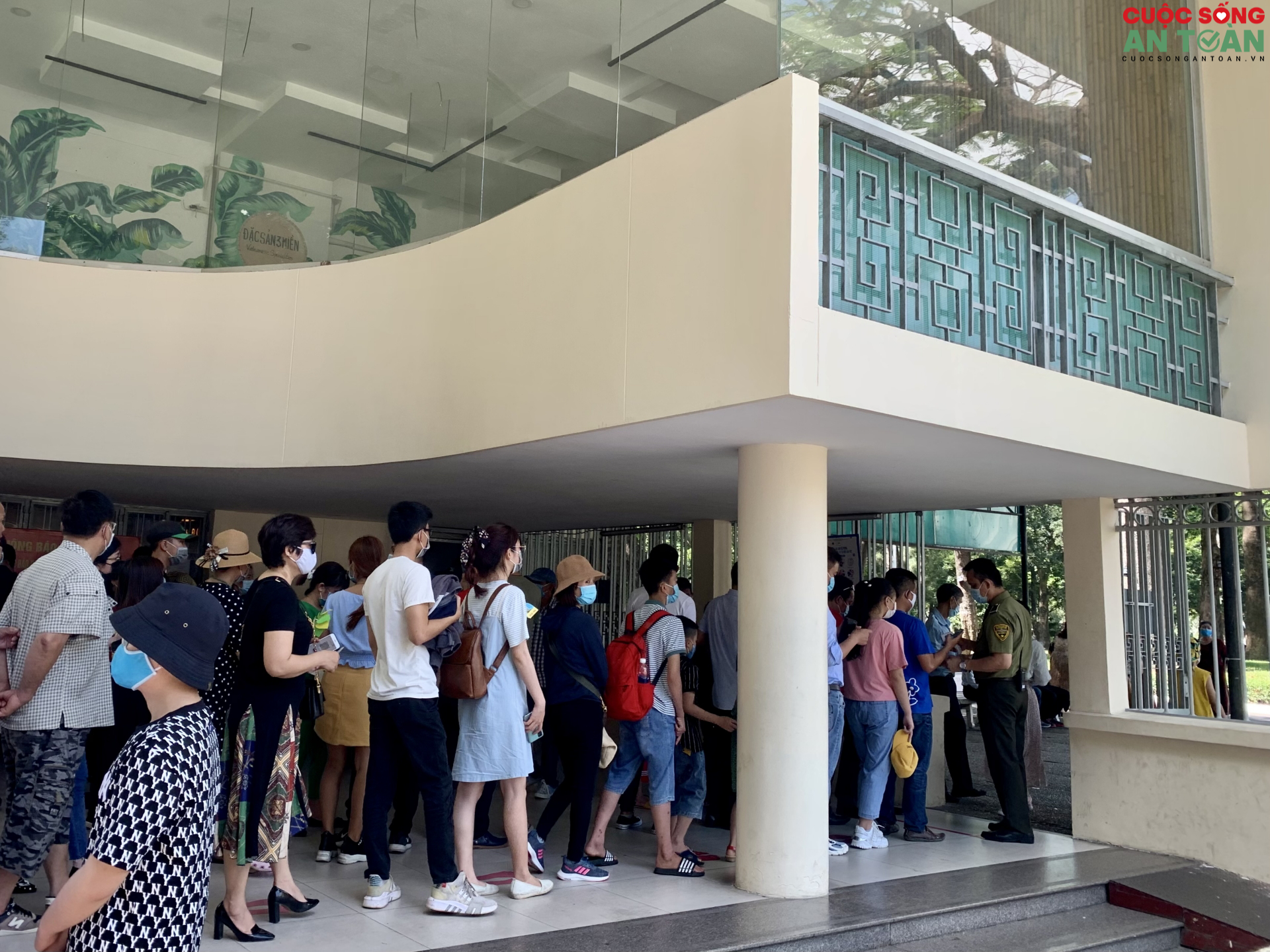 Dinh Độc Lập và câu chuyện của