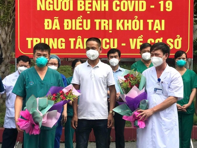 2 bệnh nhân COVID-19 nặng đầu tiên ở Bắc Giang khỏi bệnh 2 bệnh nhân COVID-19 nặng đầu tiên ở Bắc Giang khỏi bệnh