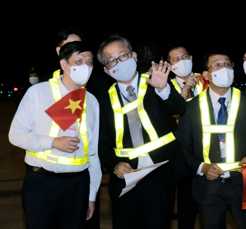 Việt Nam tiếp nhận gần 1 triệu liều vaccine phòng Covid-19 từ Nhật Bản Việt Nam tiếp nhận gần 1 triệu liều vaccine phòng Covid-19 từ Nhật Bản