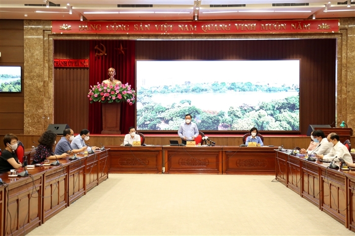 Hà Nội cấm nhân viên giao hàng, ưu tiên 3 nhóm đối tượng trong thời gian giãn cách Hà Nội cấm nhân viên giao hàng, ưu tiên 3 nhóm đối tượng trong thời gian giãn cách