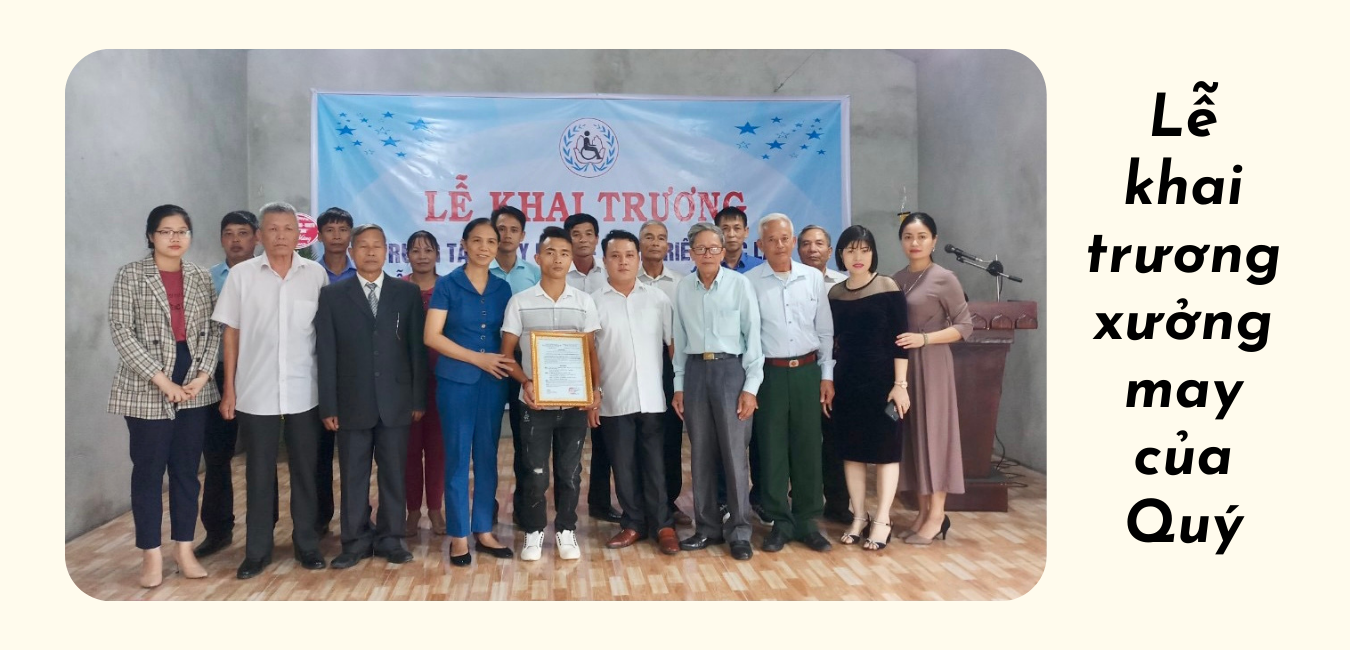 10 tuổi chỉ biết bò đến chủ xưởng may của công nhân khuyết tật