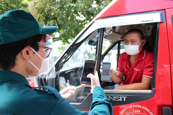 TP Hồ Chí Minh: Ai đủ điều kiện để cấp 'thẻ xanh' COVID 19? TP Hồ Chí Minh: Ai đủ điều kiện để cấp 'thẻ xanh' COVID 19?