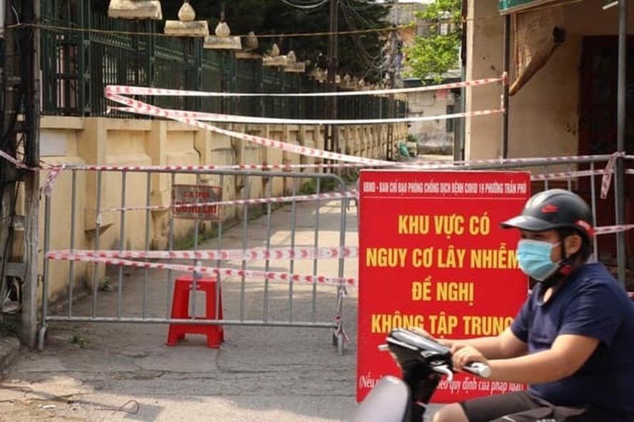 Một số địa phương nới lỏng quy định đối với người về từ vùng xanh Hà Nội Một số địa phương nới lỏng quy định đối với người về từ vùng xanh Hà Nội