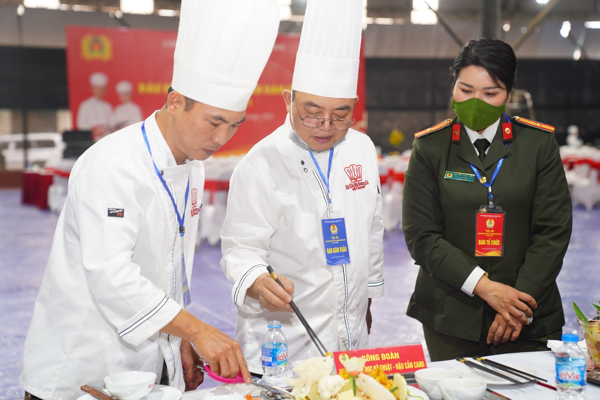 Hội thi "Đầu bếp Công an nhân dân giỏi" - hoạt động thi đua sáng tạo và thiết thực