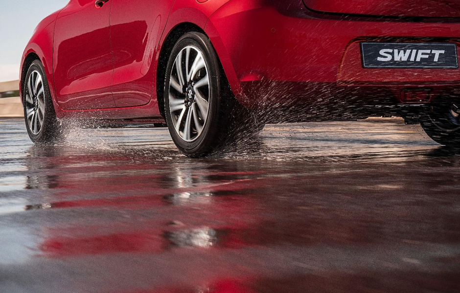 Suzuki New Swift 2021 ra mắt với diện mạo mới lạ