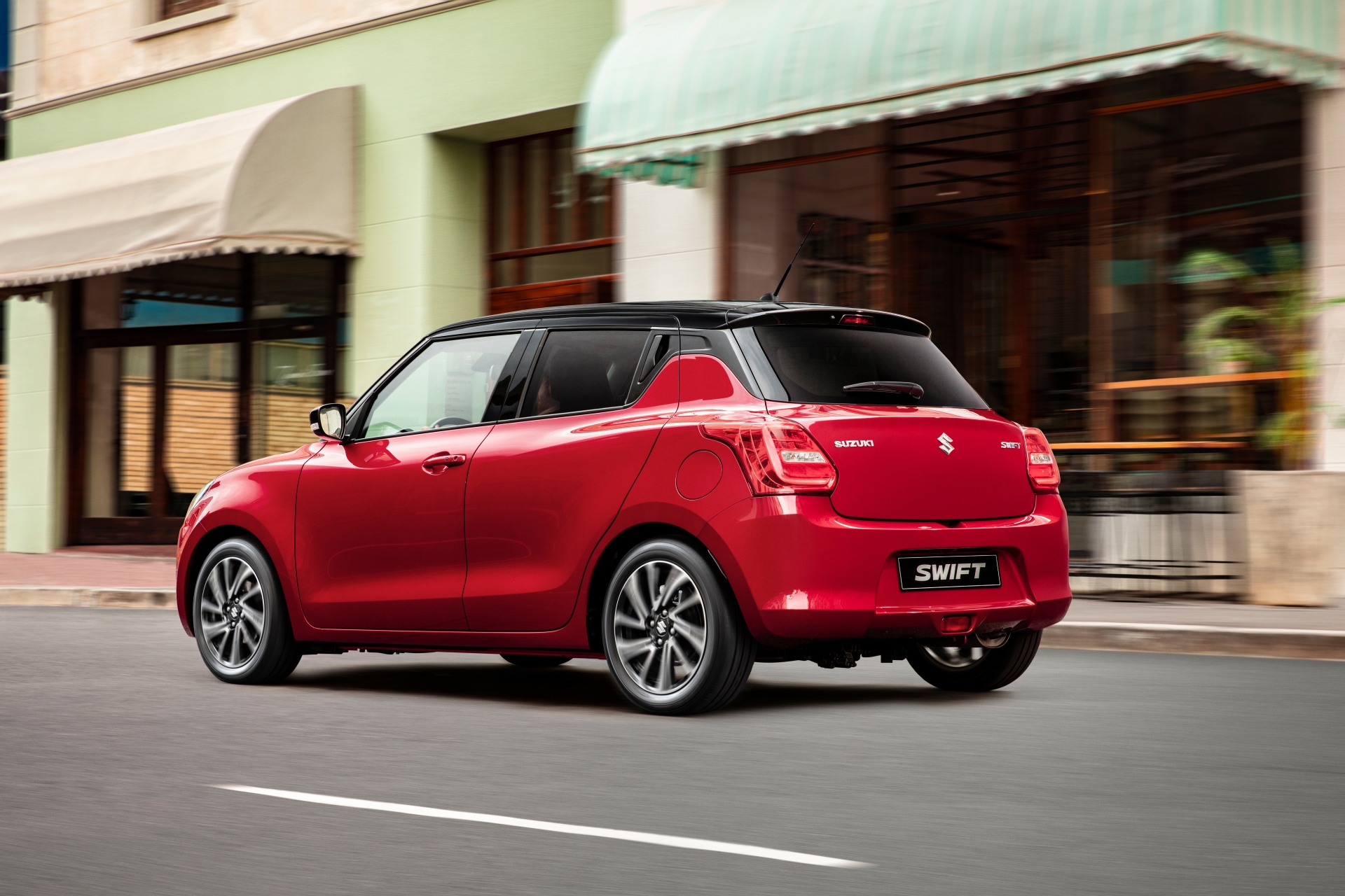 Suzuki New Swift 2021 ra mắt với diện mạo mới lạ