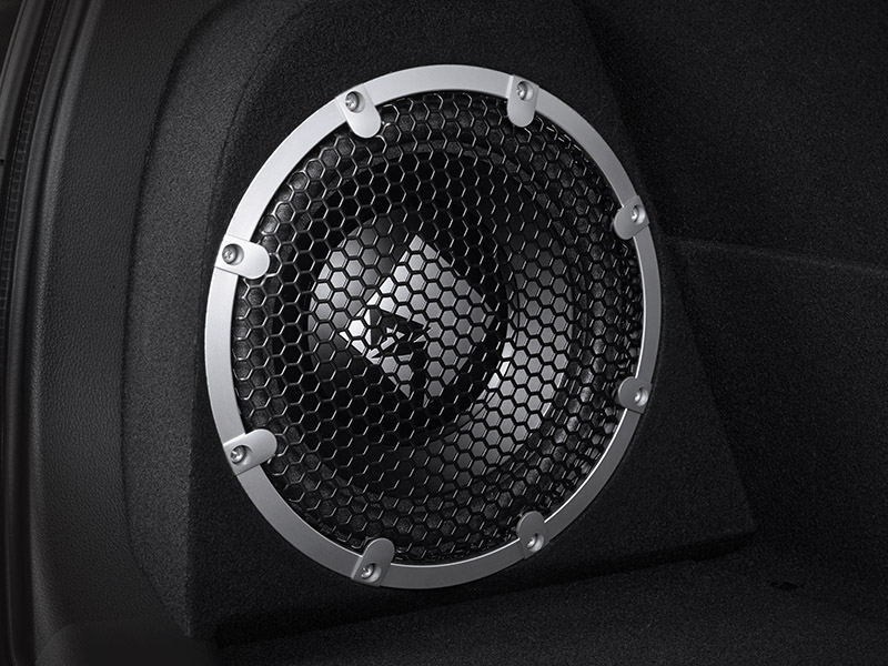 Mitsubishi Xpander và Xpander Cross có thêm phiên bản 'Full Đen'