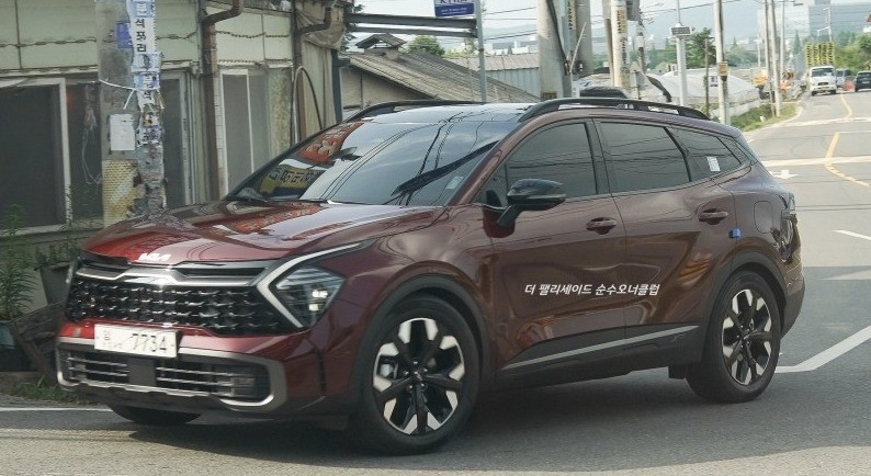 Kia Sportage 2022 lộ diện với màu sơn ngoại thất cực độc, Honda CR-V coi chừng