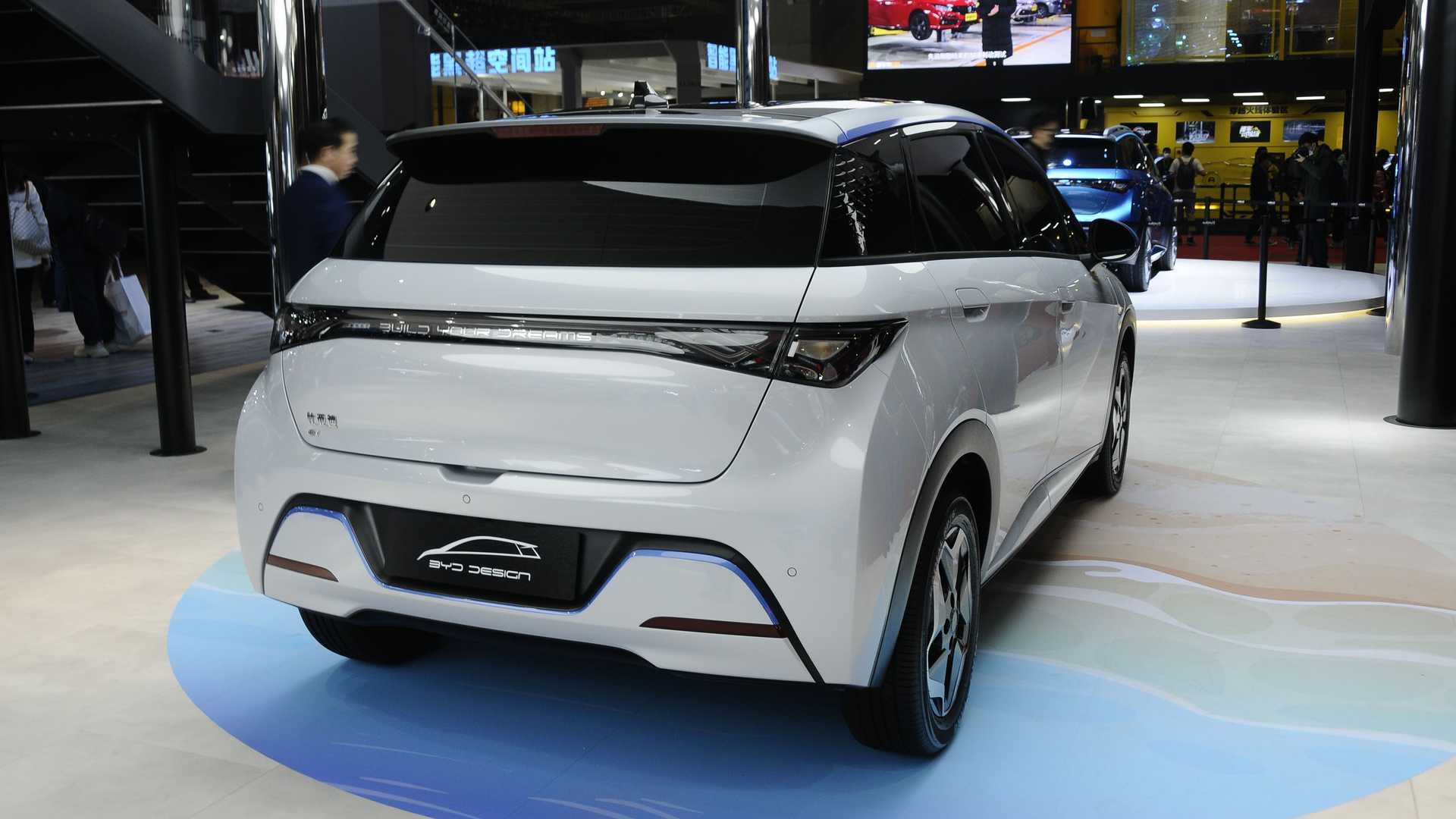 Hãng xe điện Trung Quốc BYD giới thiệu nền tảng xe điện 800V X Dream mới