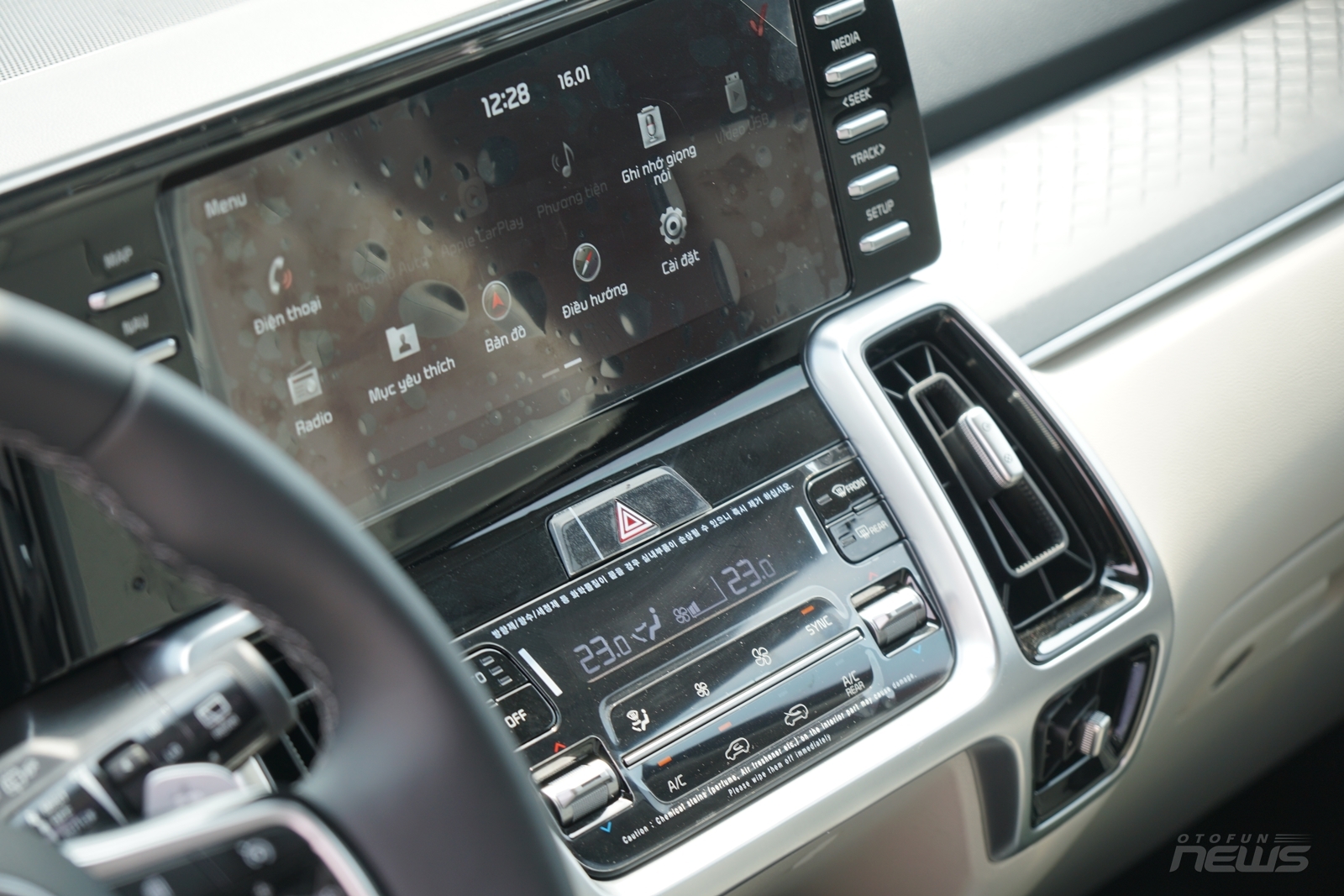 Đánh giá chi tiết Kia Sorento 2021