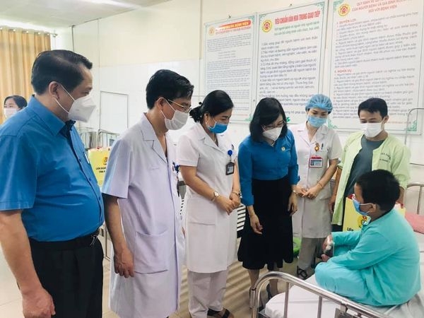 Chuẩn bị lương thực, thực phẩm, nhu yếu phẩm cho NLĐ một cách khẩn trương nhất