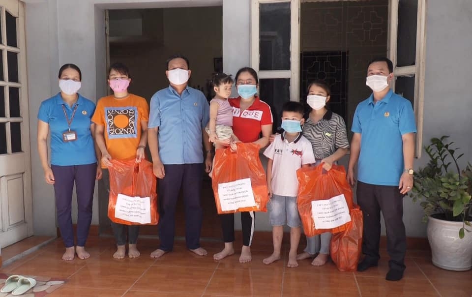 Chuẩn bị lương thực, thực phẩm, nhu yếu phẩm cho NLĐ một cách khẩn trương nhất