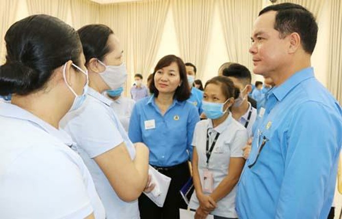 Khơi dậy khát vọng về CNXH trong cán bộ, đoàn viên, CNVCLĐ