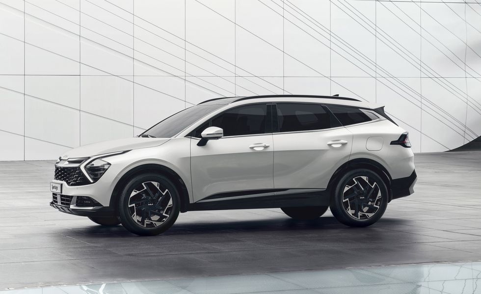 Kia tiết lộ thông số động cơ của Sportage thế hệ mới Kia tiết lộ thông số động cơ của Sportage thế hệ mới
