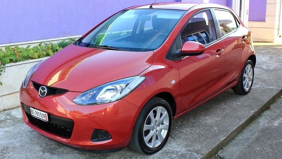 Người Nhật bán ô tô cũ rẻ hơn xe máy mới ở Việt Nam Người Nhật bán ô tô cũ rẻ hơn xe máy mới ở Việt Nam