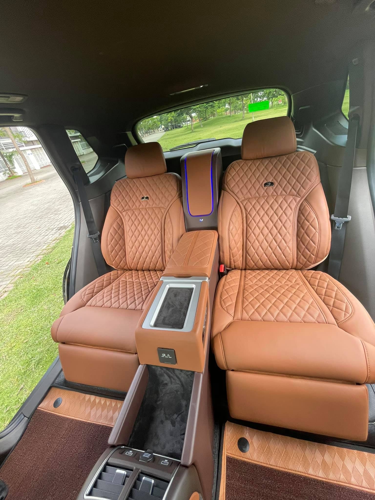 VinFast Lux SA2.0 độ ghế 'thương gia' cực sang như Maybach VinFast Lux SA2.0 độ ghế 'thương gia' cực sang như Maybach