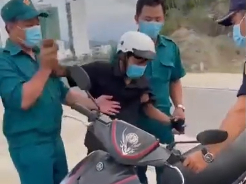 Cái bánh mì và sự mong manh của người lao động