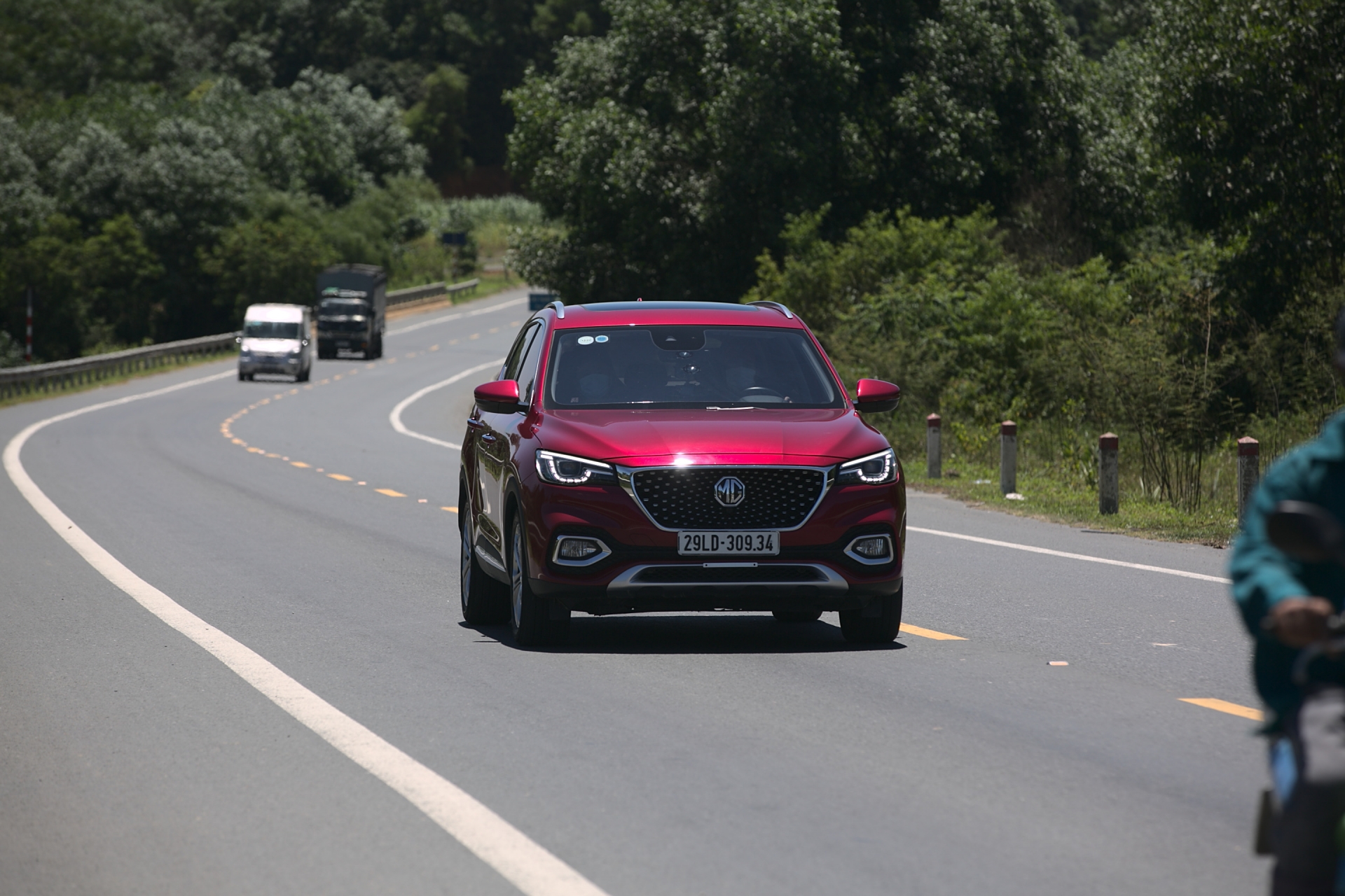 MG trang bị hệ thống lọc bụi mịn PM2.5 trên HS và ZS mới MG trang bị hệ thống lọc bụi mịn PM2.5 trên HS và ZS mới