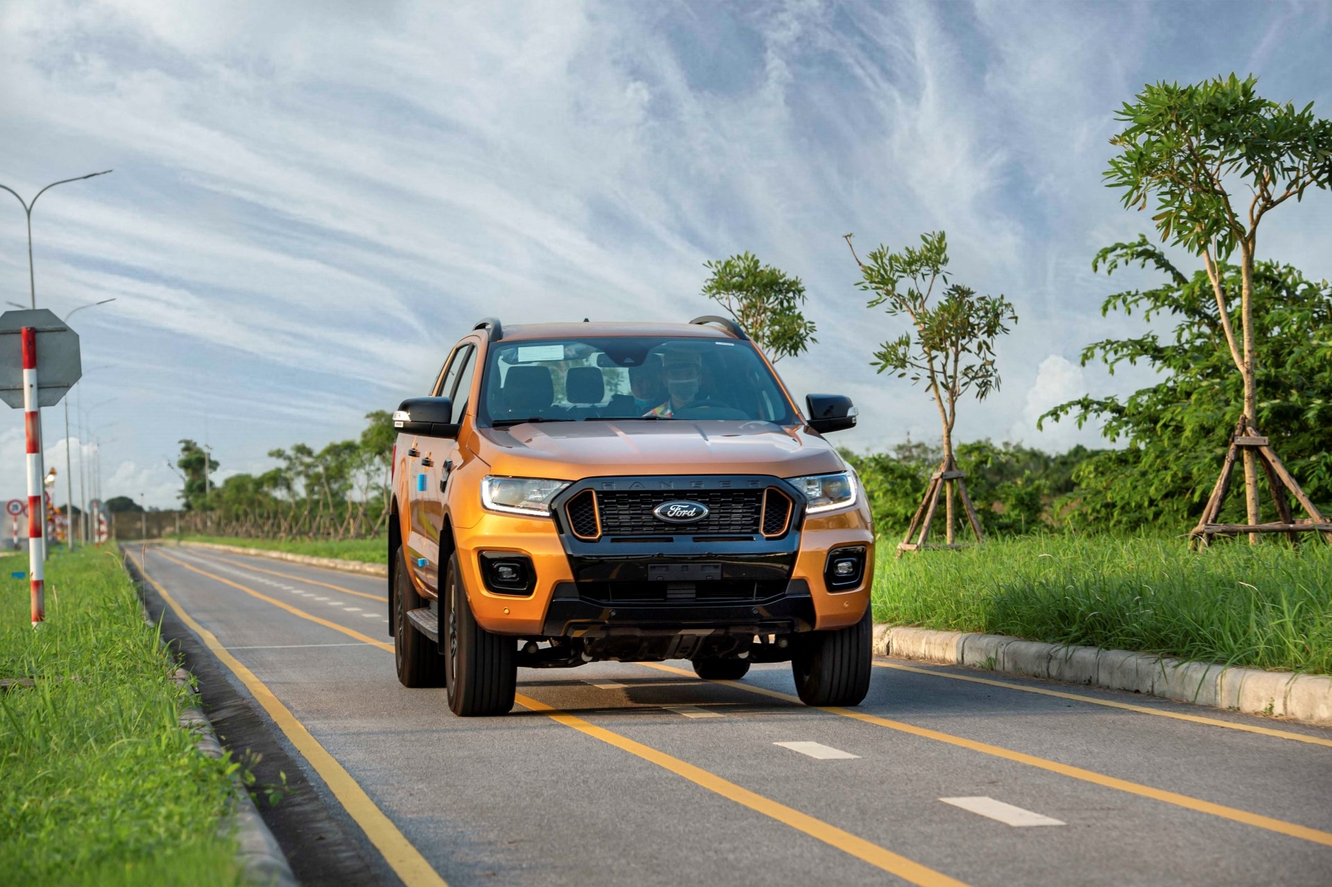 Những điều đặc biệt để tạo nên một chiếc bán tải Ford Ranger Những điều đặc biệt để tạo nên một chiếc bán tải Ford Ranger