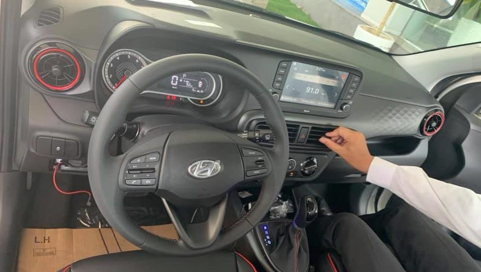 Cận cảnh Hyundai i10 2021 xuất hiện tại đại lý