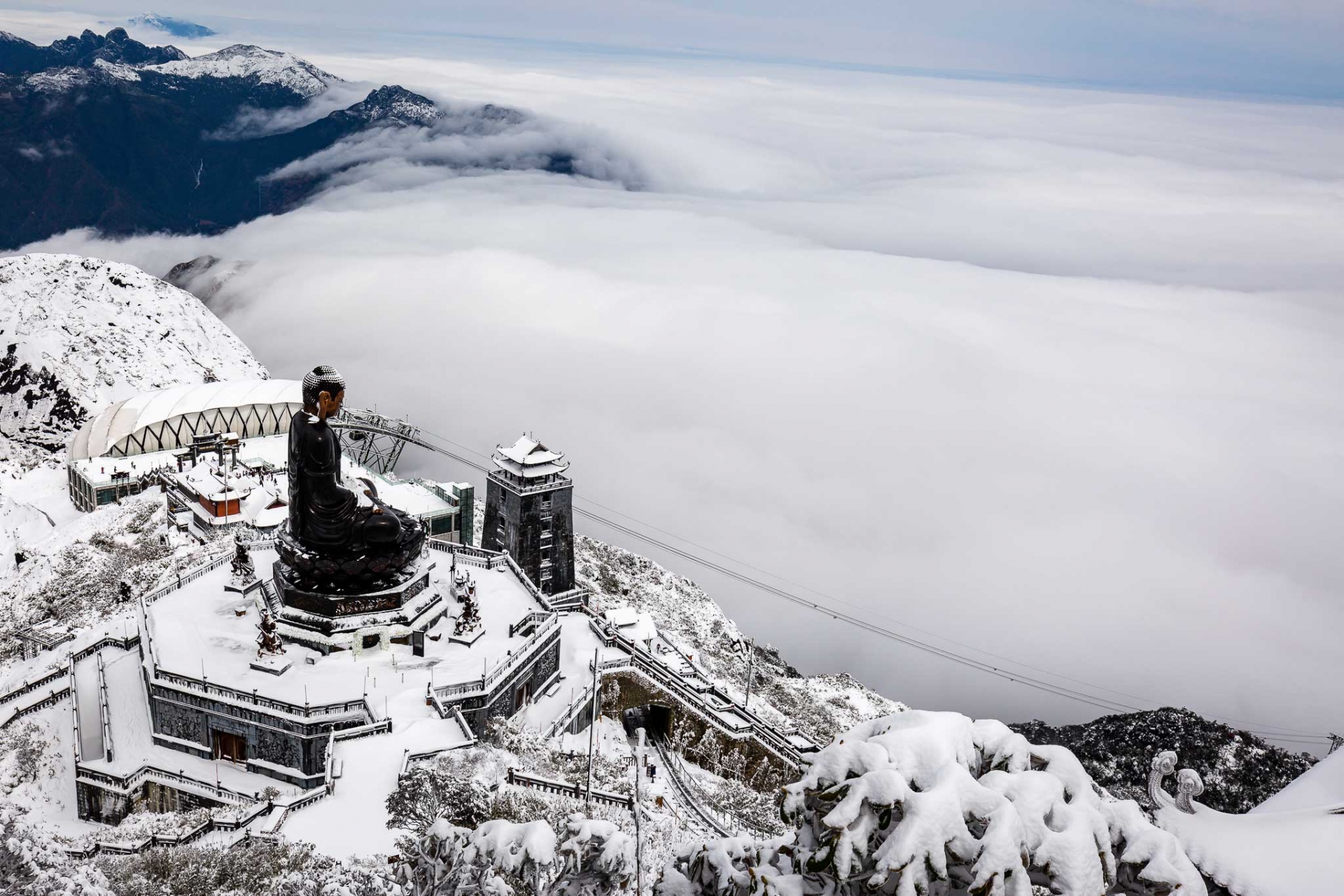 Quần thể tâm linh Fansipan và những giá trị văn hoá bền vững Quần thể tâm linh Fansipan và những giá trị văn hoá bền vững
