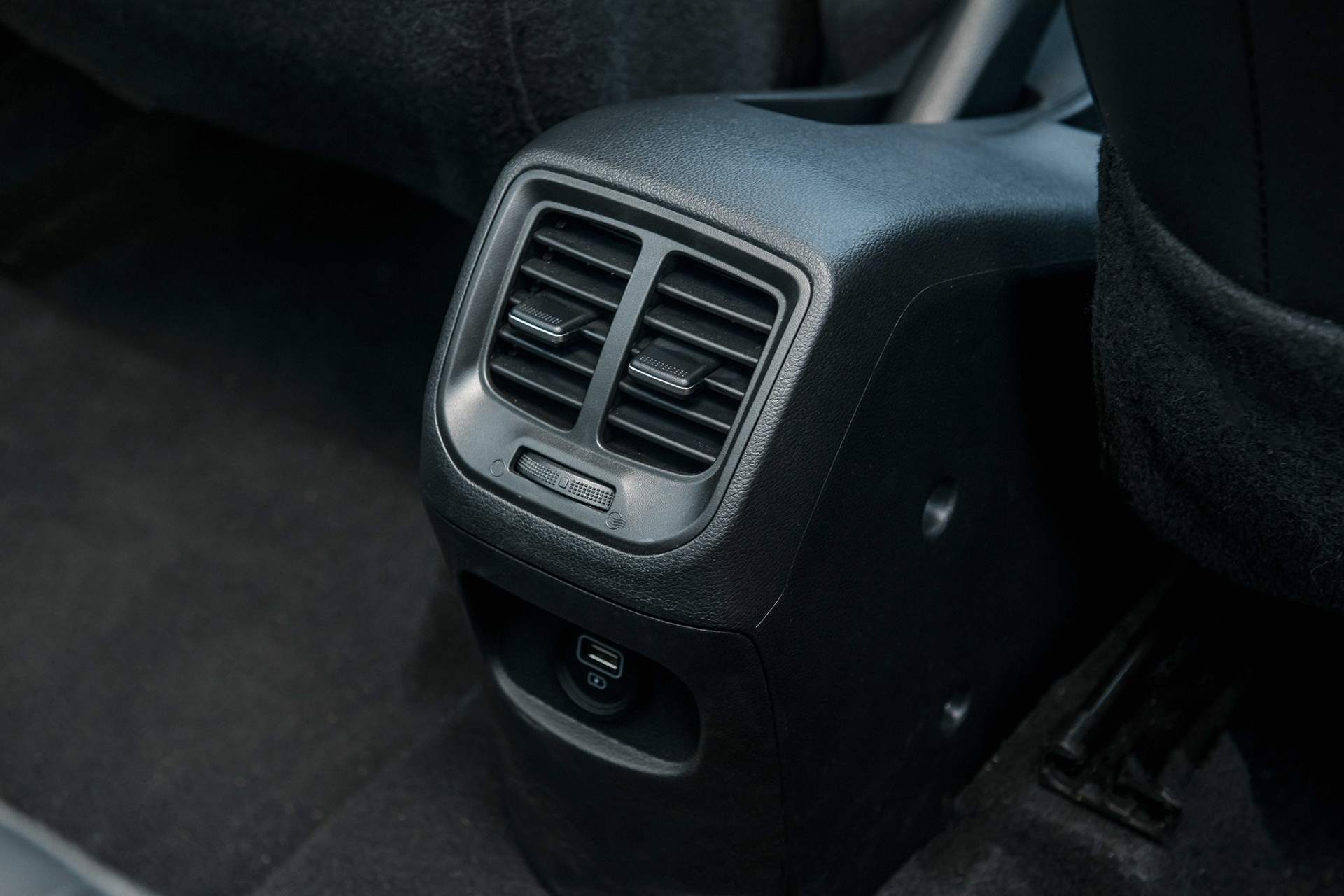 Hyundai Grand i10 thế hệ mới ra mắt, giá từ 360 triệu đồng Hyundai Grand i10 thế hệ mới ra mắt, giá từ 360 triệu đồng